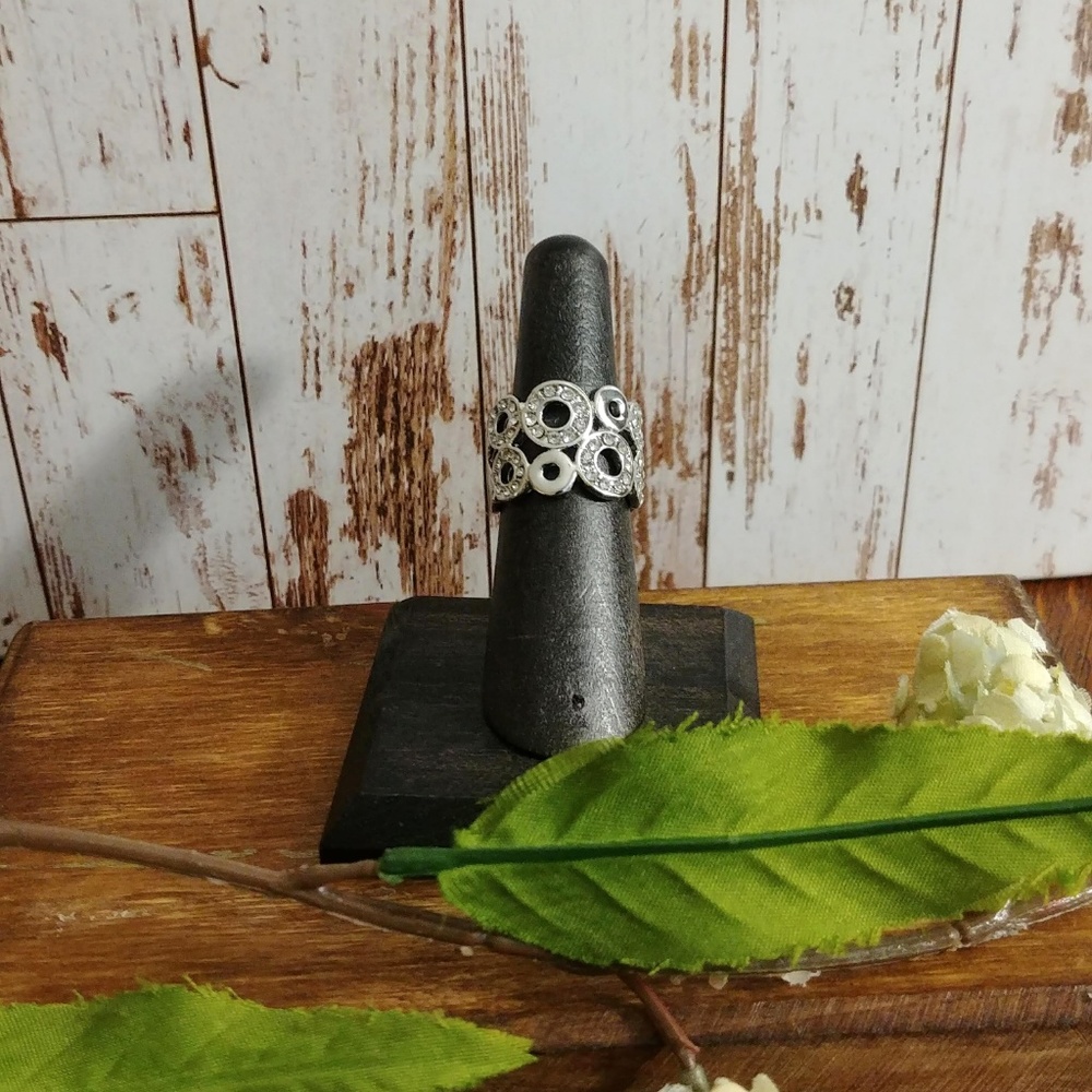 Crystal Spheres Fashion Ring - Picture 3 of 3